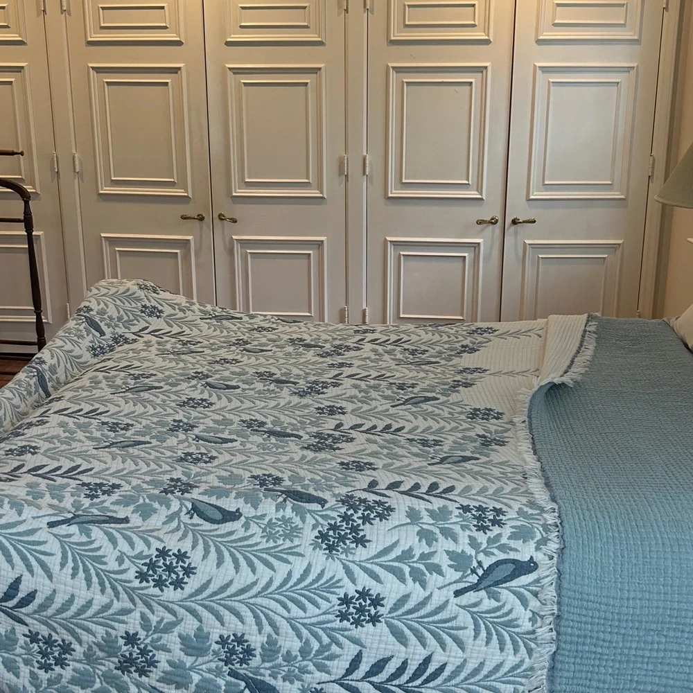 Luxury 7 Layer Woven Quilt Size KING Growing Florals Leaves Birds Teal Tan NEW